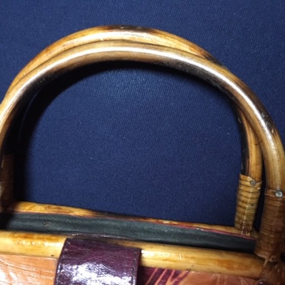 Leather w/ Leopard Safari Embossed Dyed Shantiniketan Stand Up Handbag - Picture 8 of 14